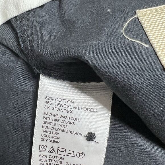 Tommy Bahama Shorts Mens Size 38 Black Solid Cotton Tencel Spandex Casual Chino - Picture 12 of 13